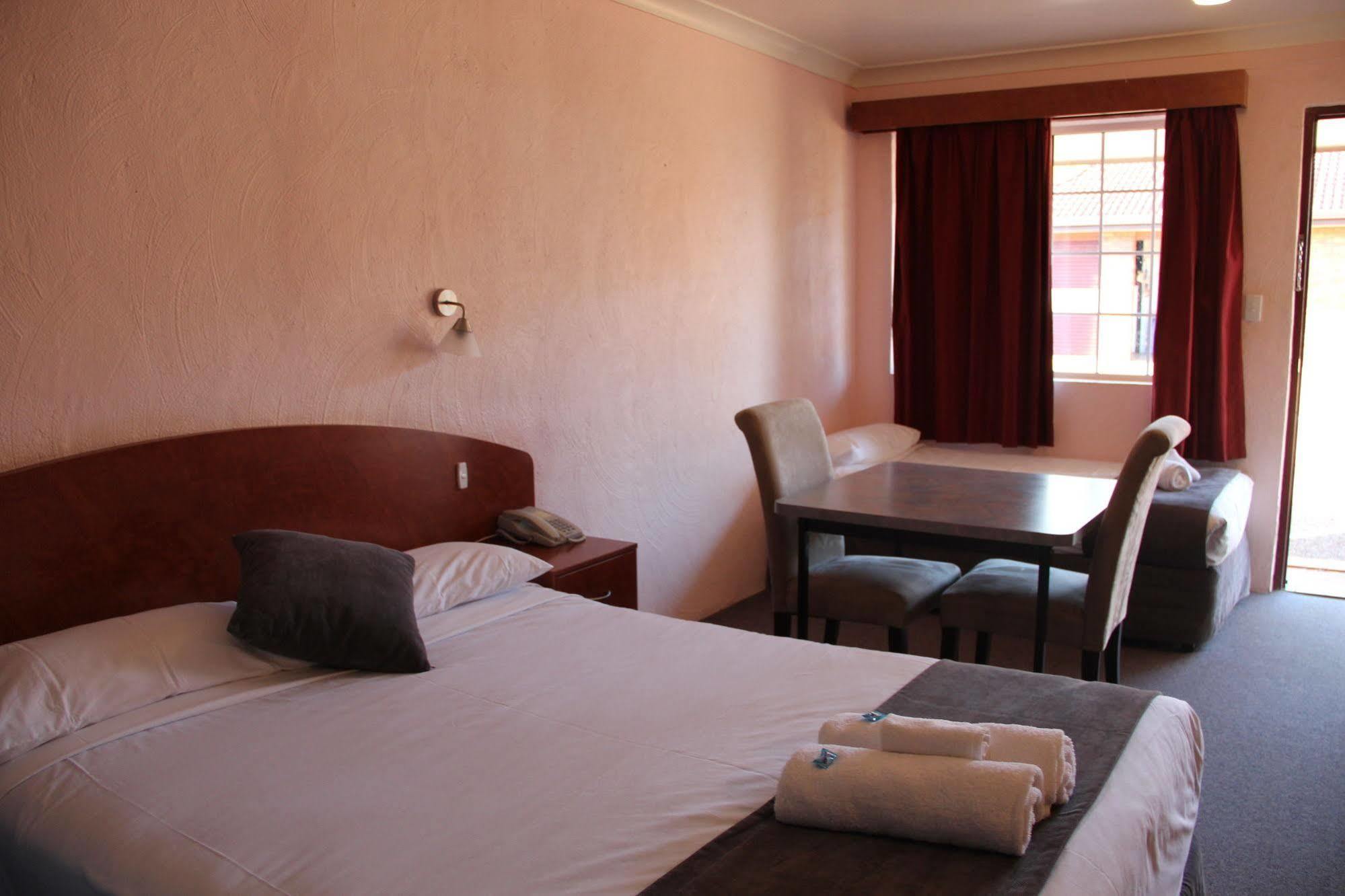 Childers Gateway Motor Inn Exteriér fotografie